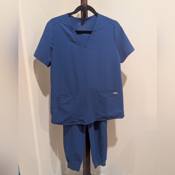 FIGS Blue Scrubs Set - Size M - Picture 10 of 10